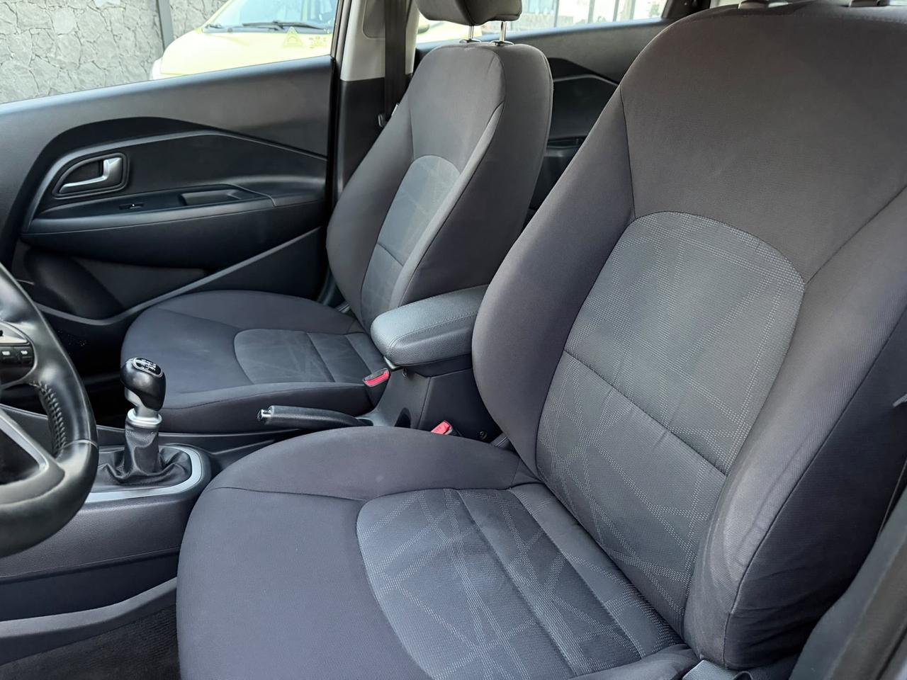 Kia Rio 1.1 CRDi 5p. Cool