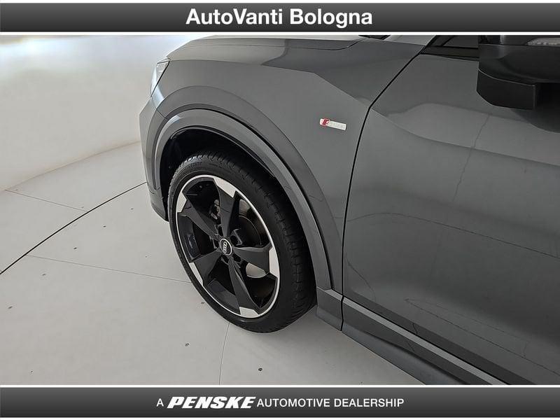 Audi Q2 Q2 30 2.0 tdi Identity Black s-tronic