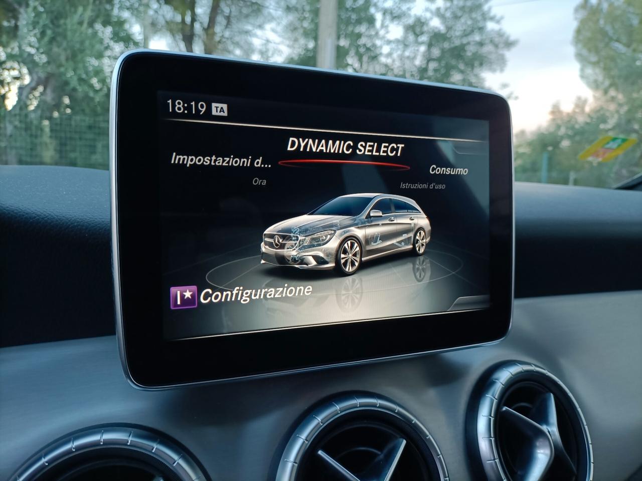 Mercedes-benz CLA 200d Aut. Premium AMG