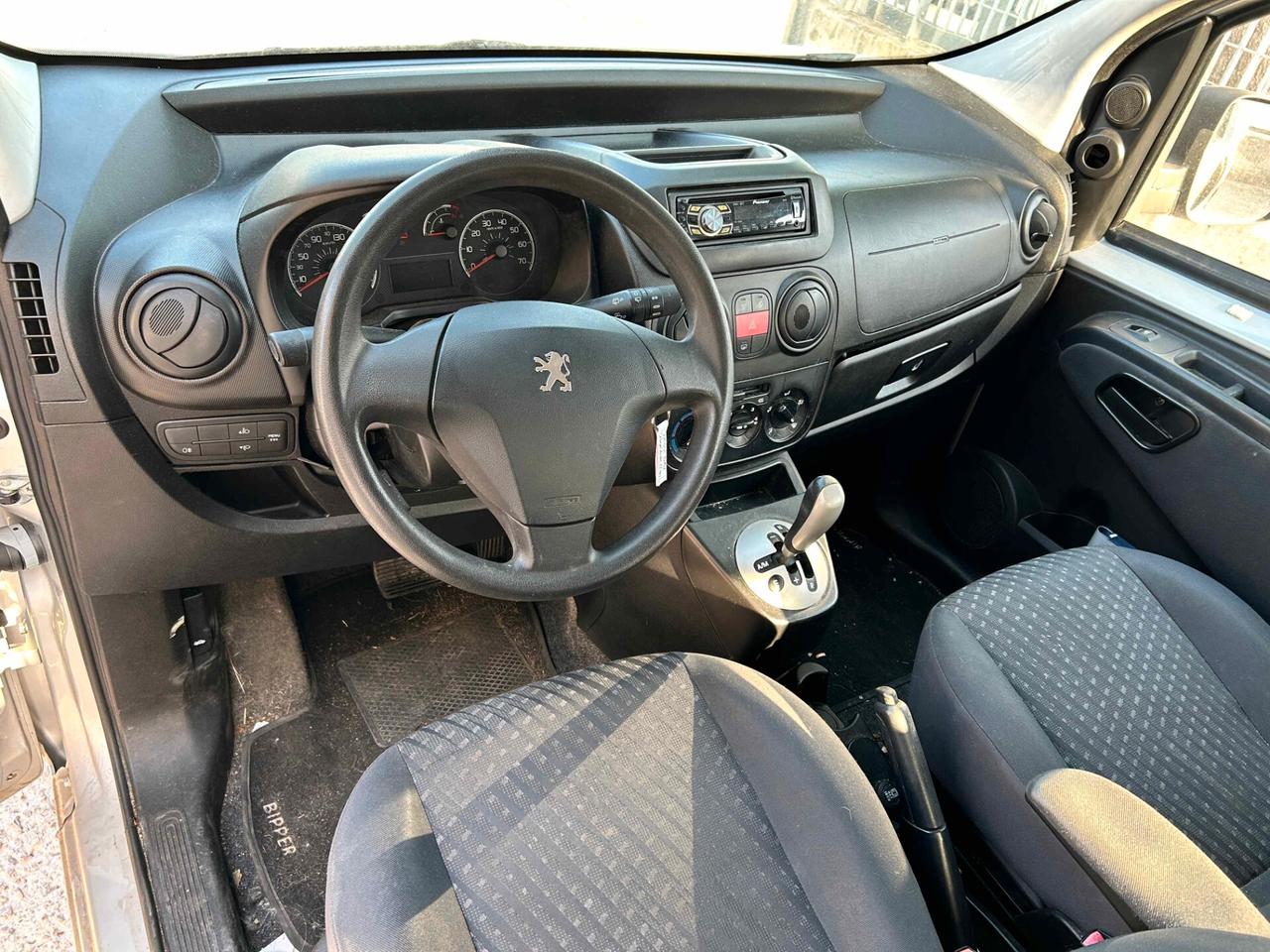 Peugeot Bipper 1.3 HDi 75CV Aut. - 2012 *Cambio ?