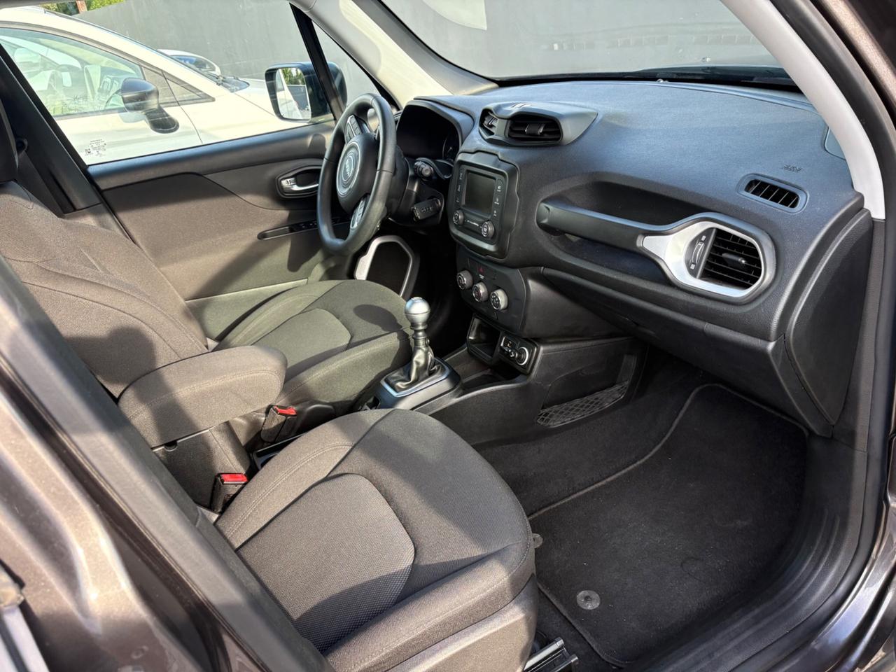 Jeep Renegade 1.6 Mjt Sport