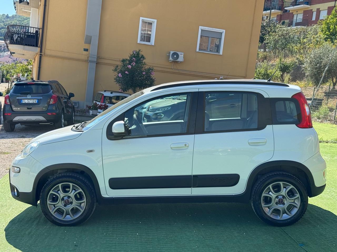 Fiat Panda 1.3 MJT S&S 4x4 Blue&me