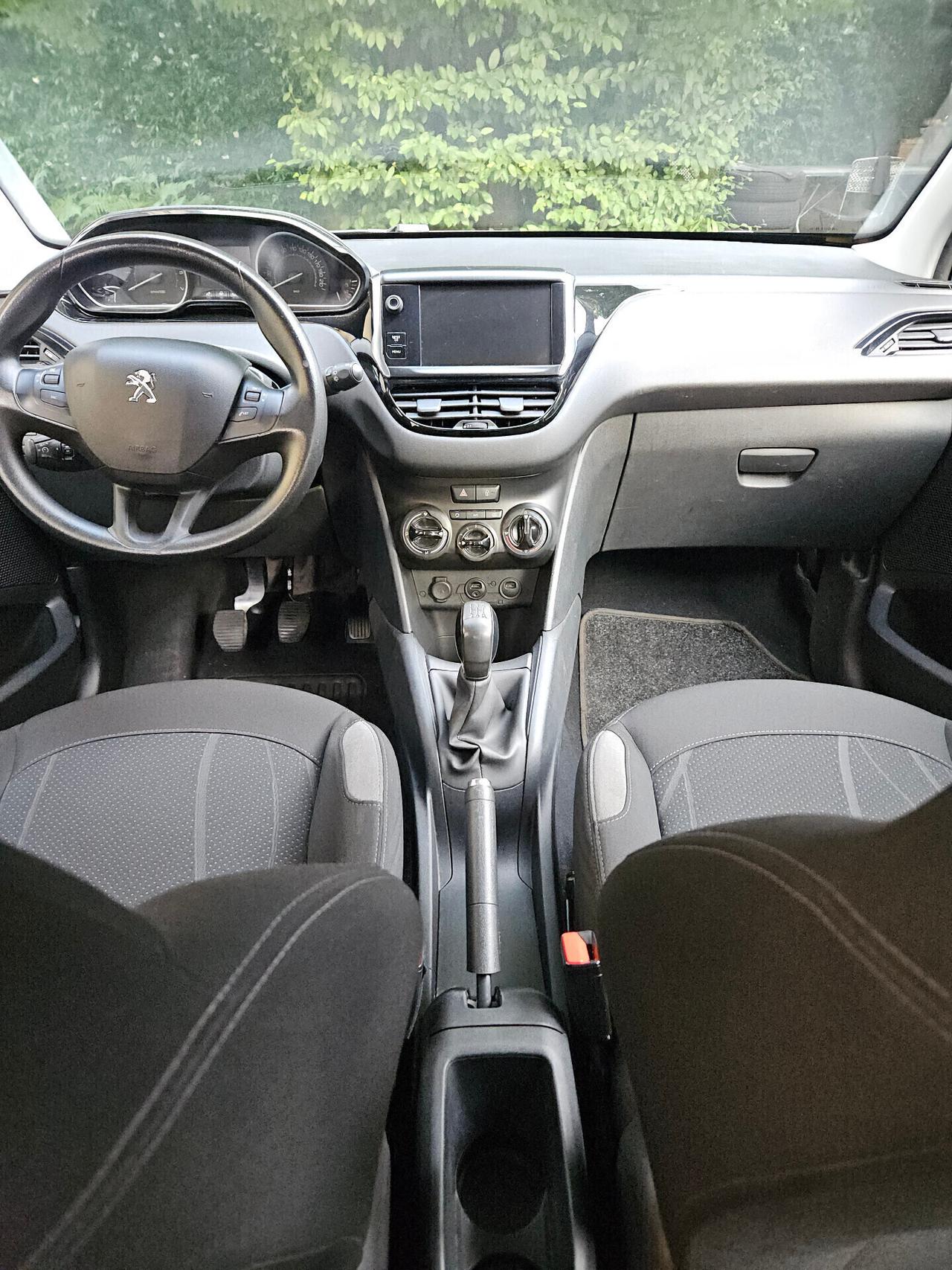 Peugeot 208 Allure - 1.4 Benzina - 95 CV - Euro 5B - NEOPATENTATI