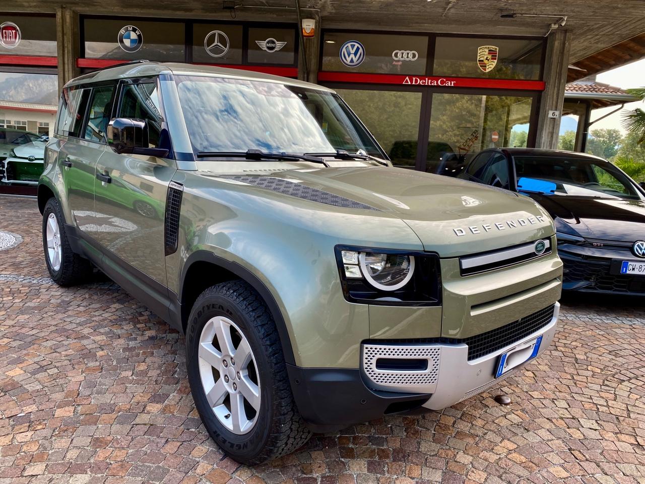 Land Rover Defender 110 2.0 SD4 AWD Auto 7 POSTI