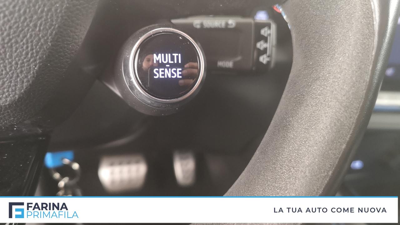 RENAULT Austral 2023 - Austral 1.2 E-Tech full hybrid Iconic Esprit