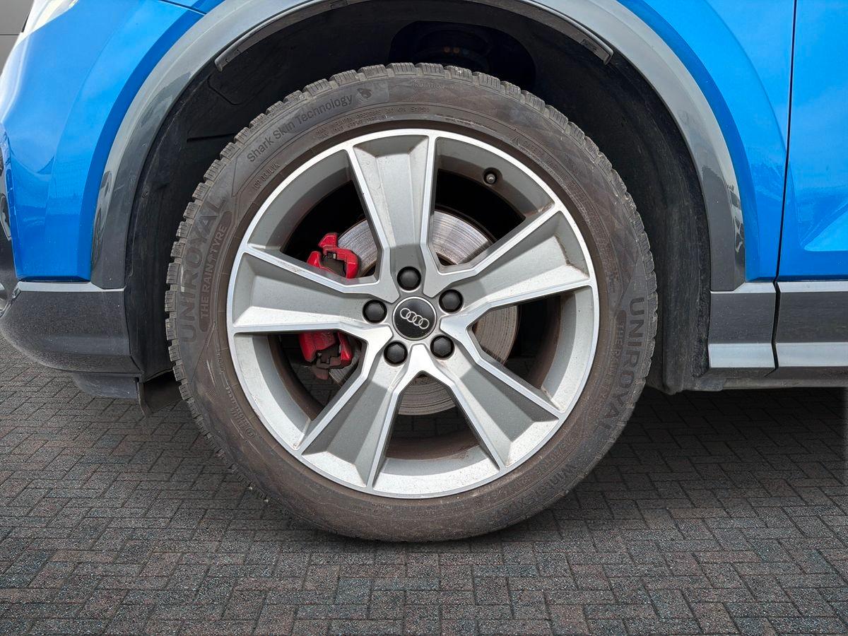 AUDI Q2 35 1.5 tfsi Identity Black s-tronic