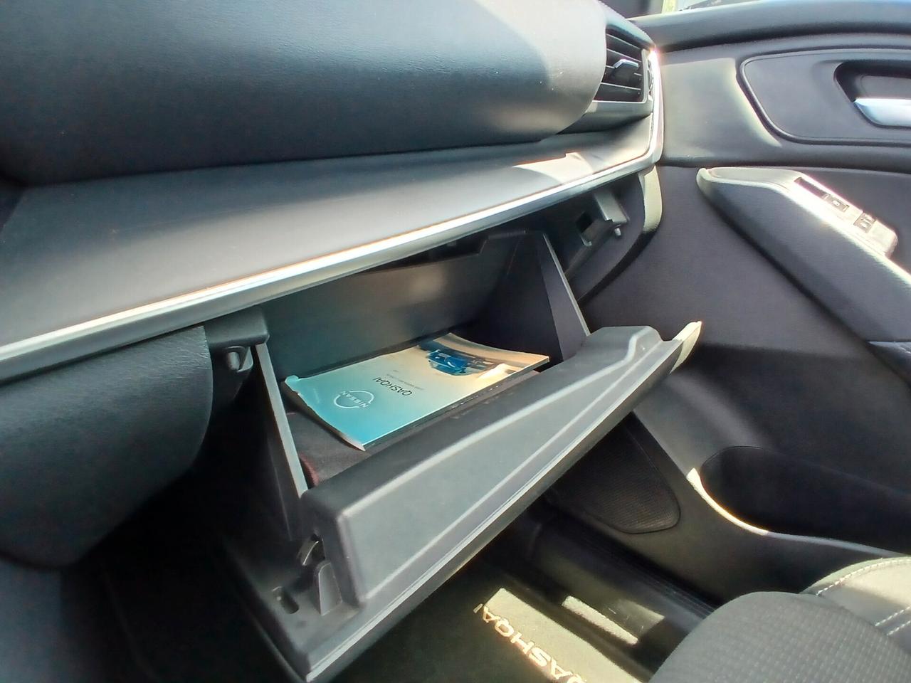 Nissan Qashqai MHEV 140 CV Business