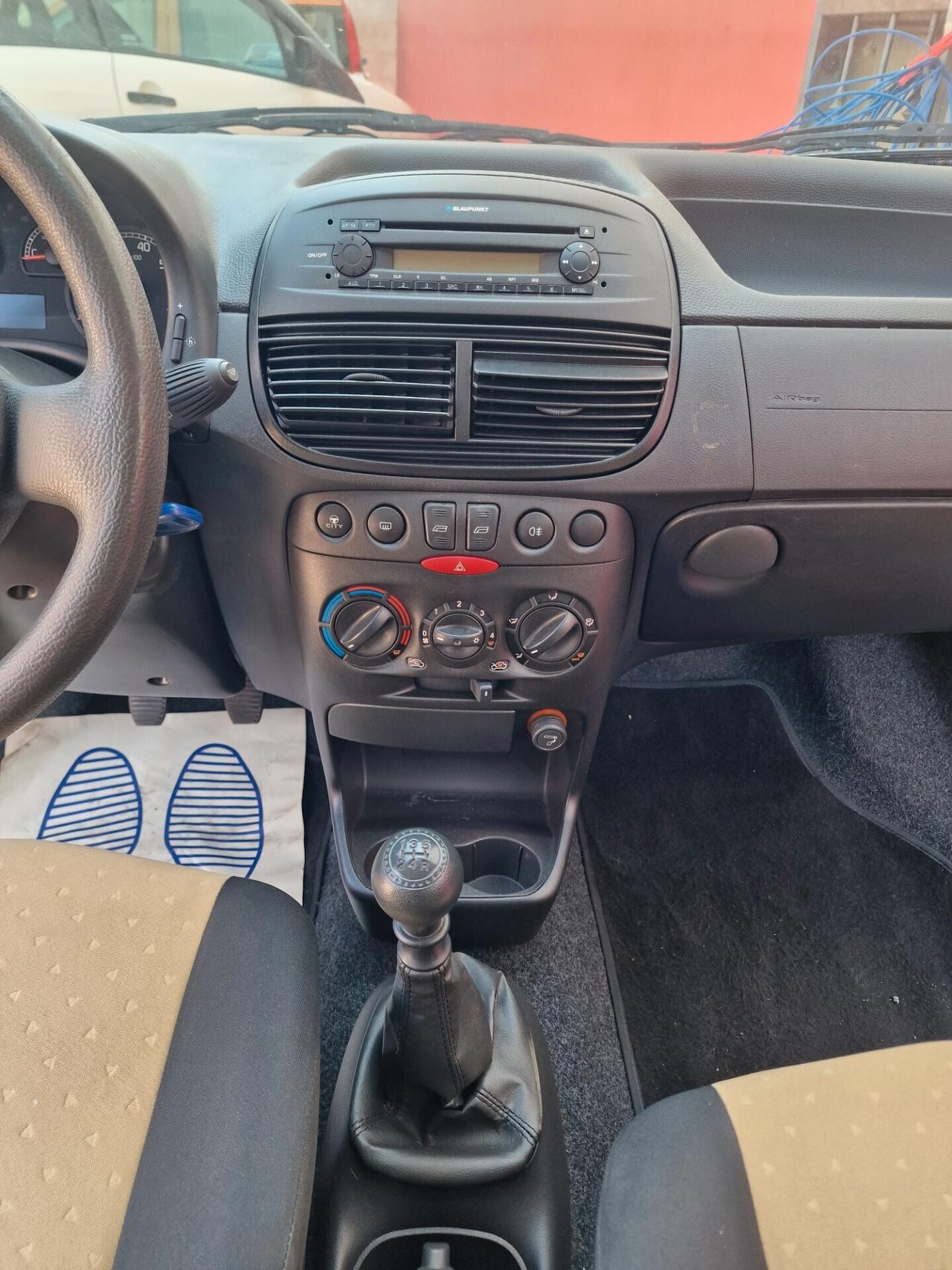 Fiat Punto Classic 1.2 5 porte unicopro.