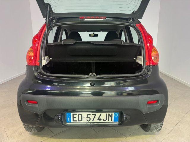 PEUGEOT 107 1.0 68CV 5p. Sweet Years 2Tronic