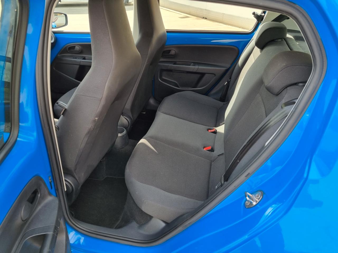 Volkswagen up! 1.0 5p. move up!