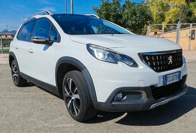 Peugeot 2008 BlueHDi 100 Allure