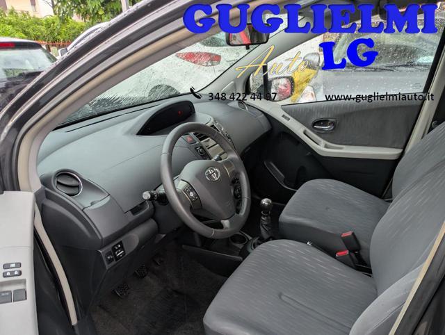TOYOTA Yaris 1.3 5 porte Sol NEOPATENTATI