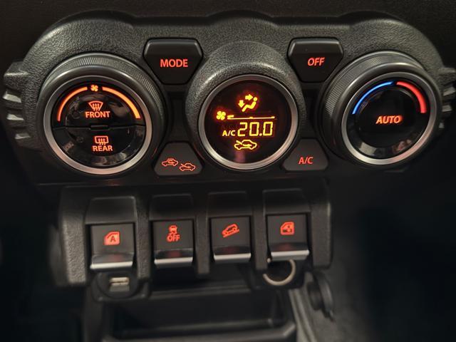 SUZUKI Jimny 1.5 5MT Top