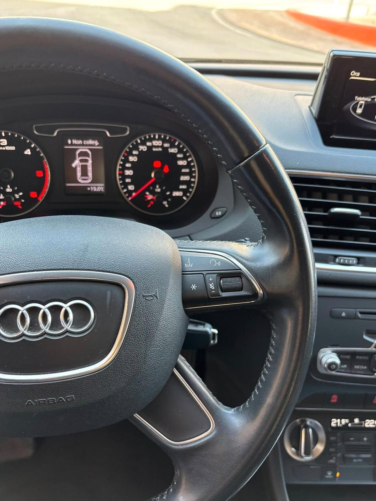 Audi Q3 2.0 TDI 140CV - 2014