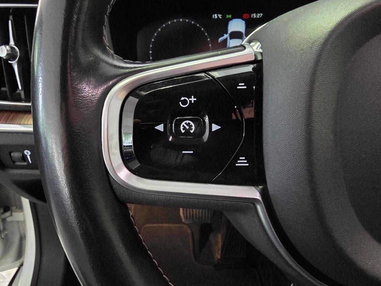 Volvo V60 D4 Geartronic gancio traino, uniproprietario, €6D