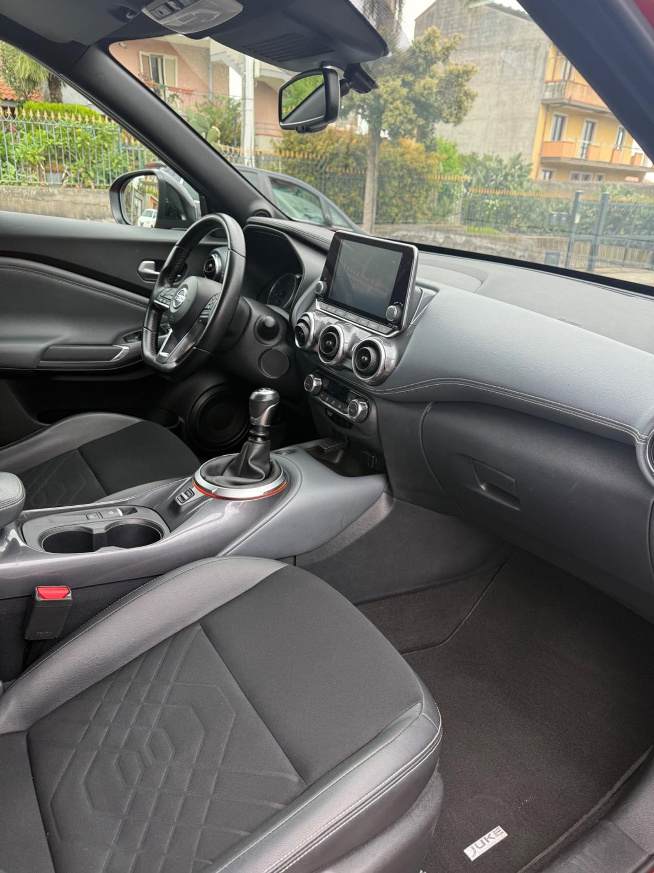 Nissan Juke 1.0 DIG-T 114 CV N-Design