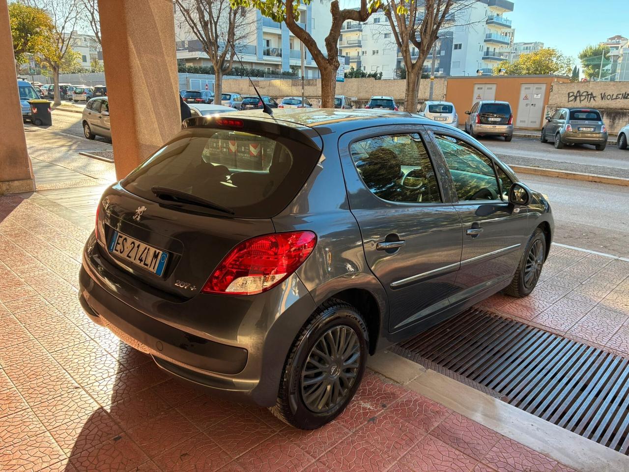 Peugeot 207 Plus 1.4HDi 5p.perfetta-13