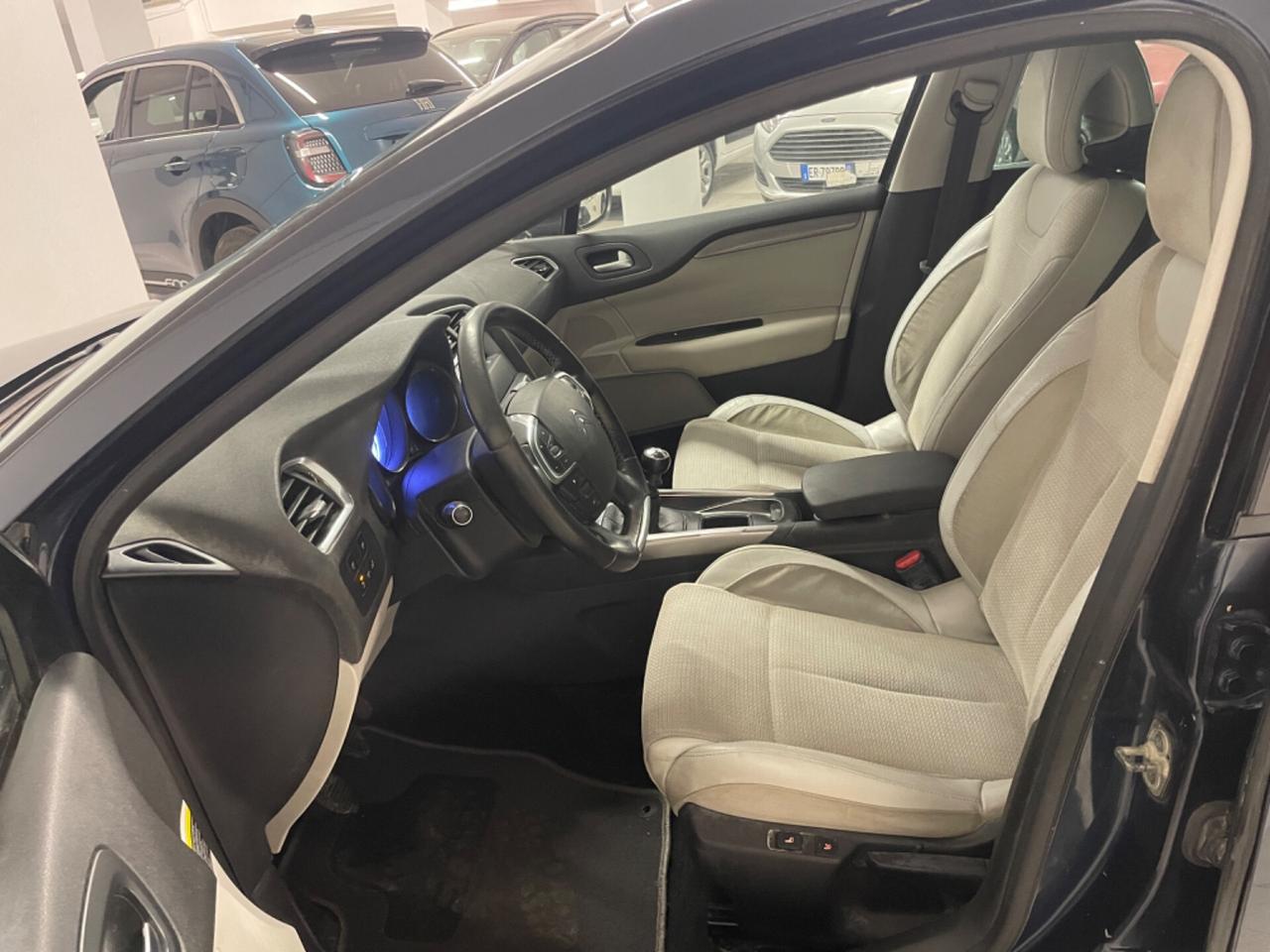 Citroen C4 1.6 e-HDi 110 airdream Exclusive