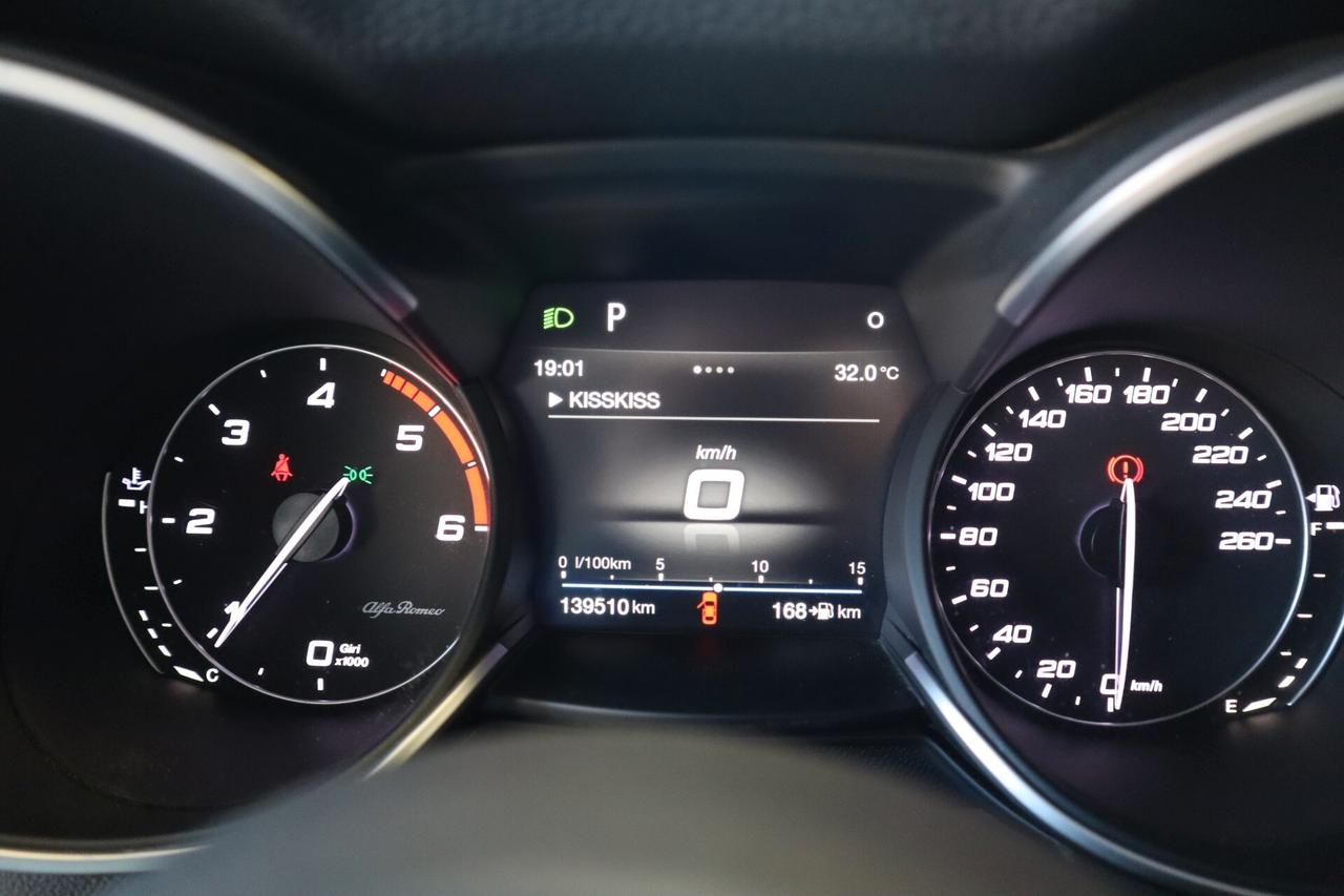 Alfa Romeo Stelvio 2.2 Turbodiesel 160 CV AT8 RWD Business
