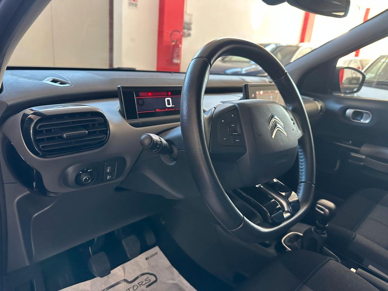 Citroen C4 Cactus BlueHDi 100 S&S Shine