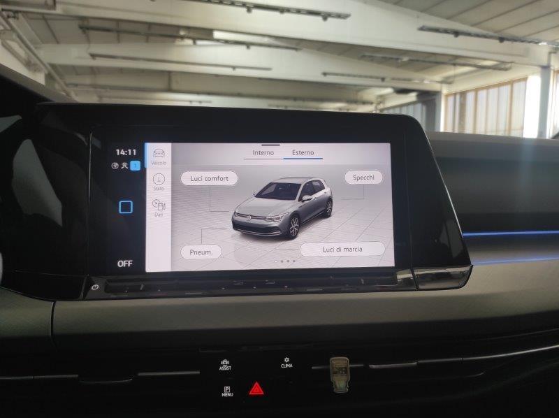 VOLKSWAGEN Golf 8ª serie - Golf 1.0 eTSI EVO DSG Life
