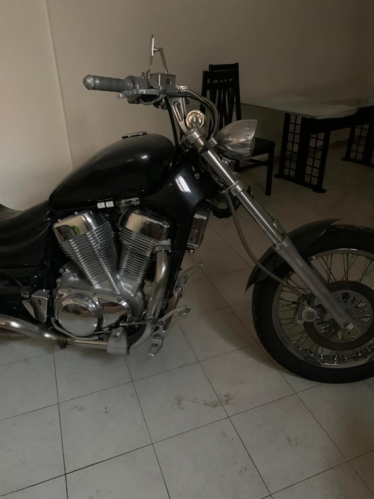 suzuki intruder 1400