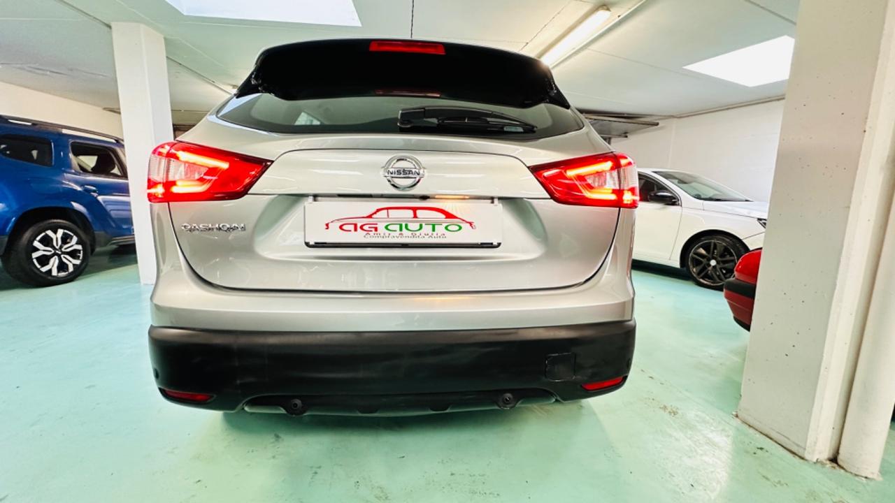 Nissan Qashqai 1.6 dCi 4x4 Tekna. Tagliandi certificati