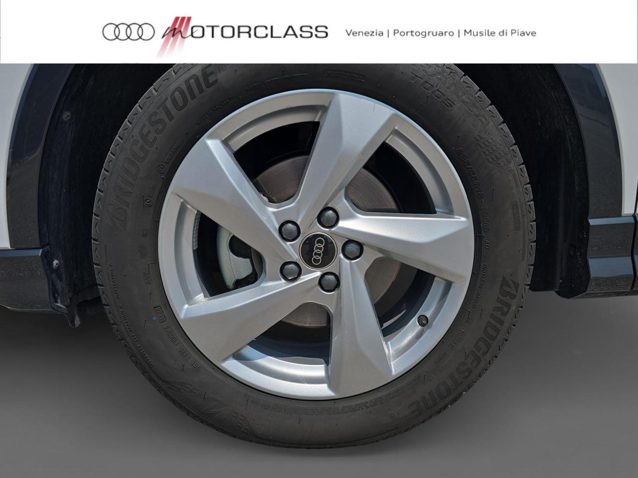 Audi Q3 35 2.0 tdi business advanced s tronic