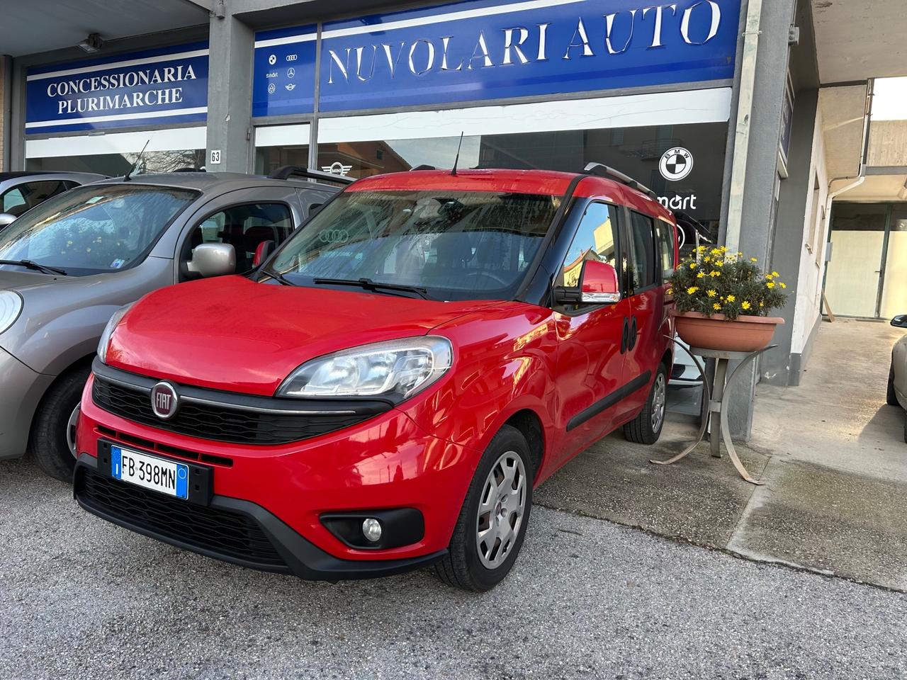 Fiat Doblo 1.4 T-Jet 5 POSTI “ COME NUOVO “