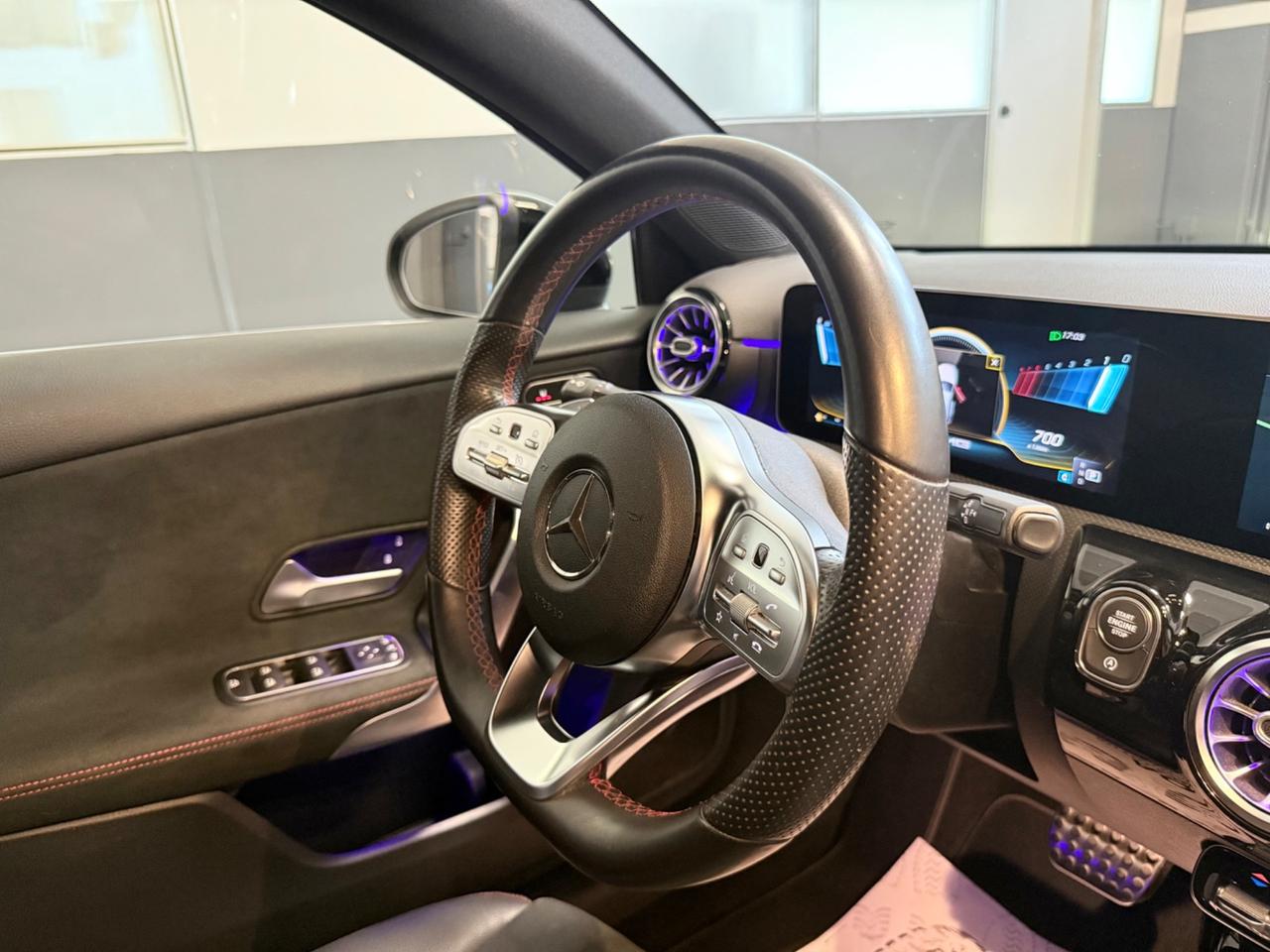 Mercedes-benz A 250 Premium Amg Night Edition