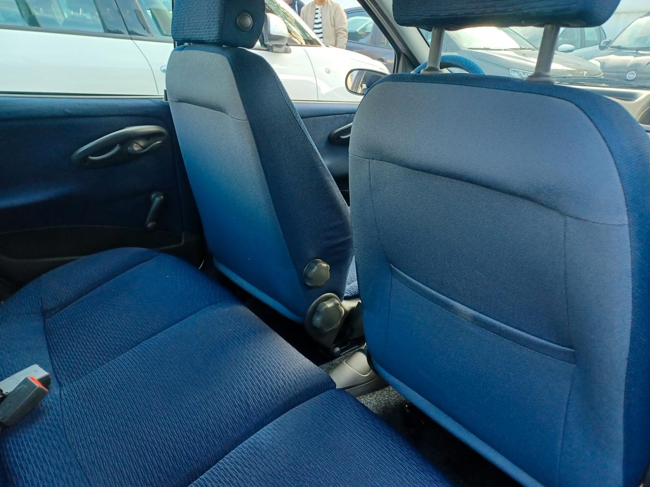 Fiat Punto 1.2 8 v Elx solo 90000 km