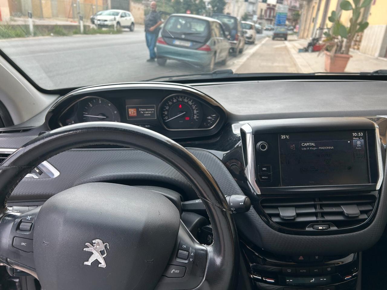 Peugeot 2008 BlueHDi 100 GT Line