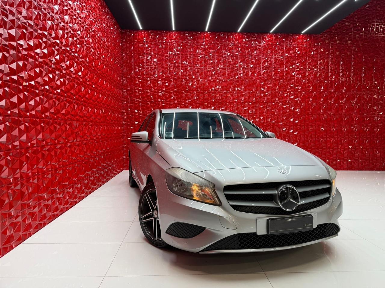 Mercedes-benz A 180 CDI Automatic Premium UNICO PROPRIETARIO OK NEOPATENTATI