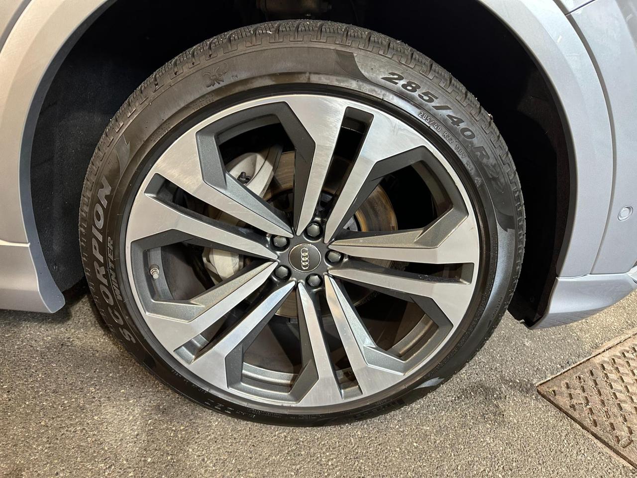 Audi Q8 55 3.0 TFSI MHEV Sport S-LINE Quattro Tiptronic"FARI MATRIX"