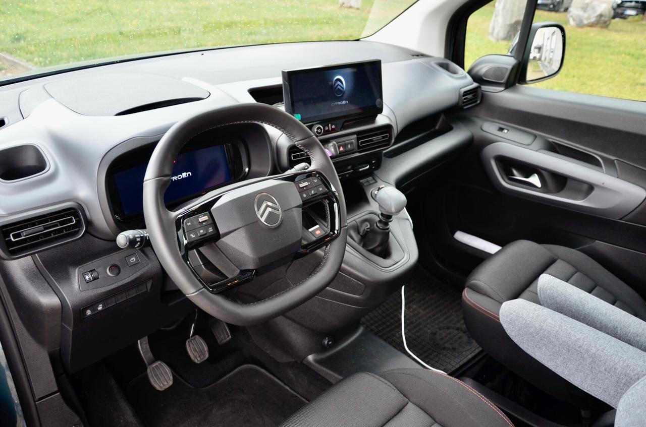 CITROEN BERLINGO 1.5 BLUEHDI XTR 130cv 5 POSTI, UNICOPROPRIETARIO, GARANZIA UFFICIALE 6/27, SERVICE CITROEN, TETTO, RETROCAMERA, APPLE ANDROID, PERMUTE