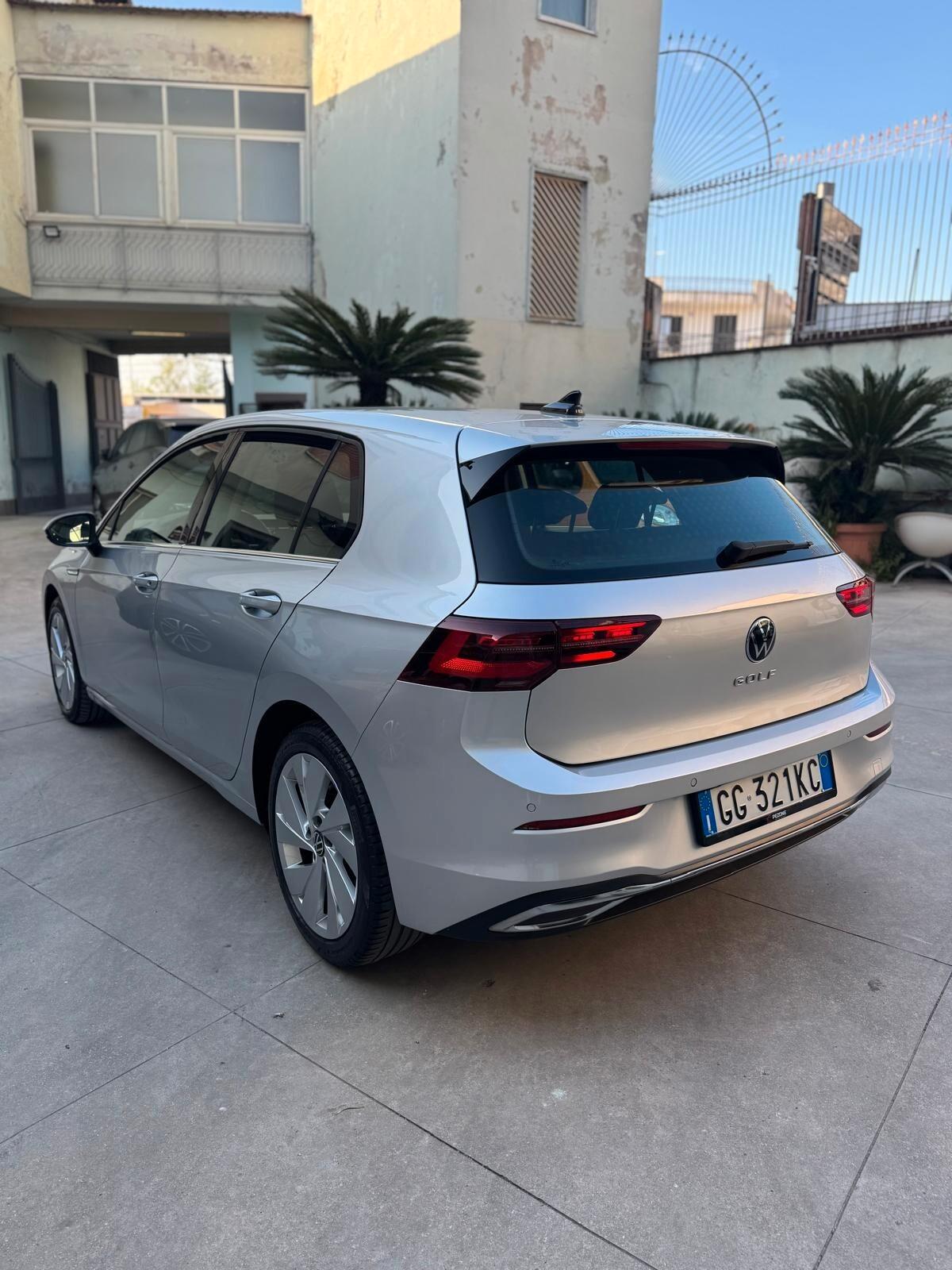 Volkswagen Golf 2.0 TDI SCR Style