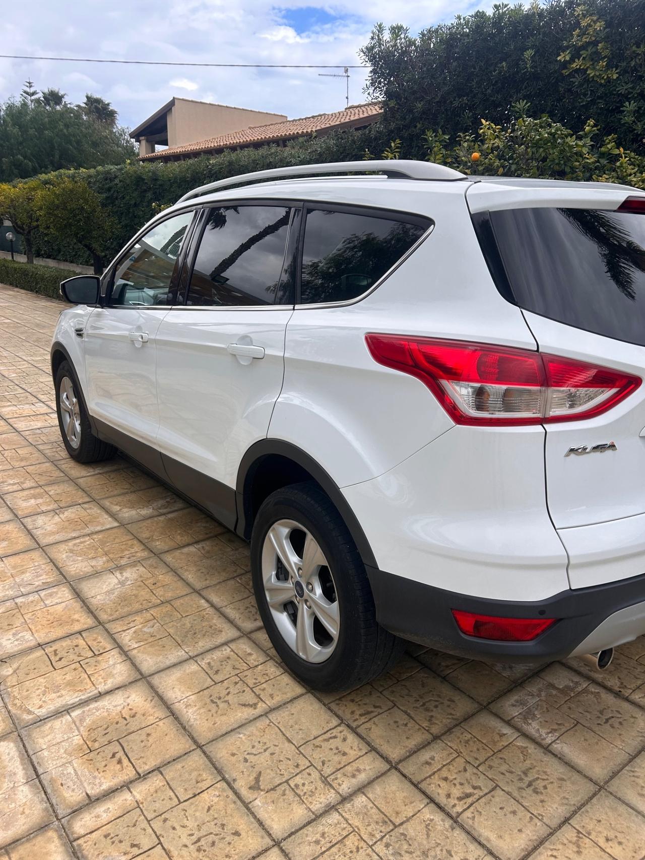 Ford Kuga 2.0 TDCI 115 CV 2WD Plus