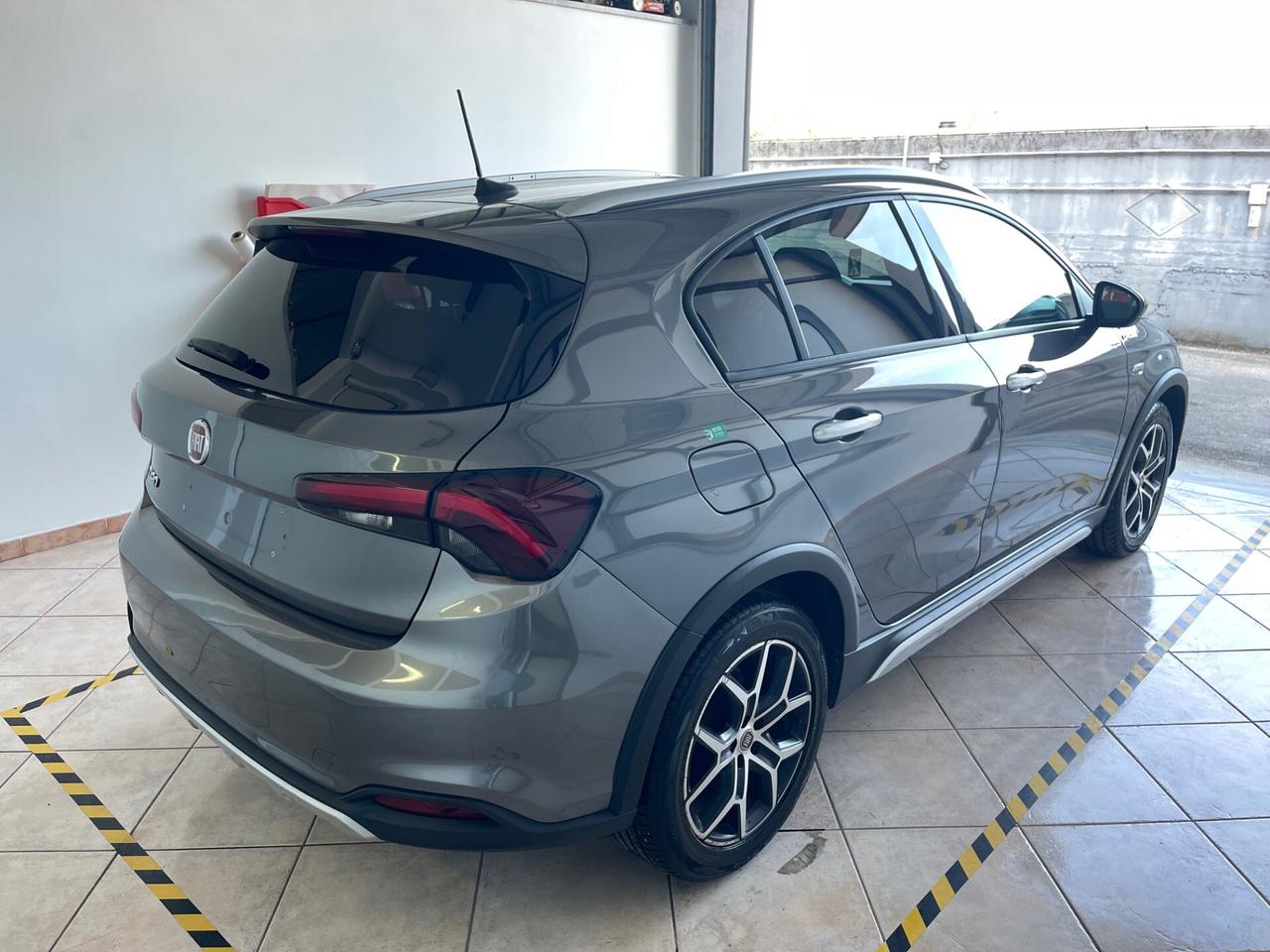Fiat Tipo 1.0 5 porte Cross - NO VINCOLO DI FINANZIAMENTO