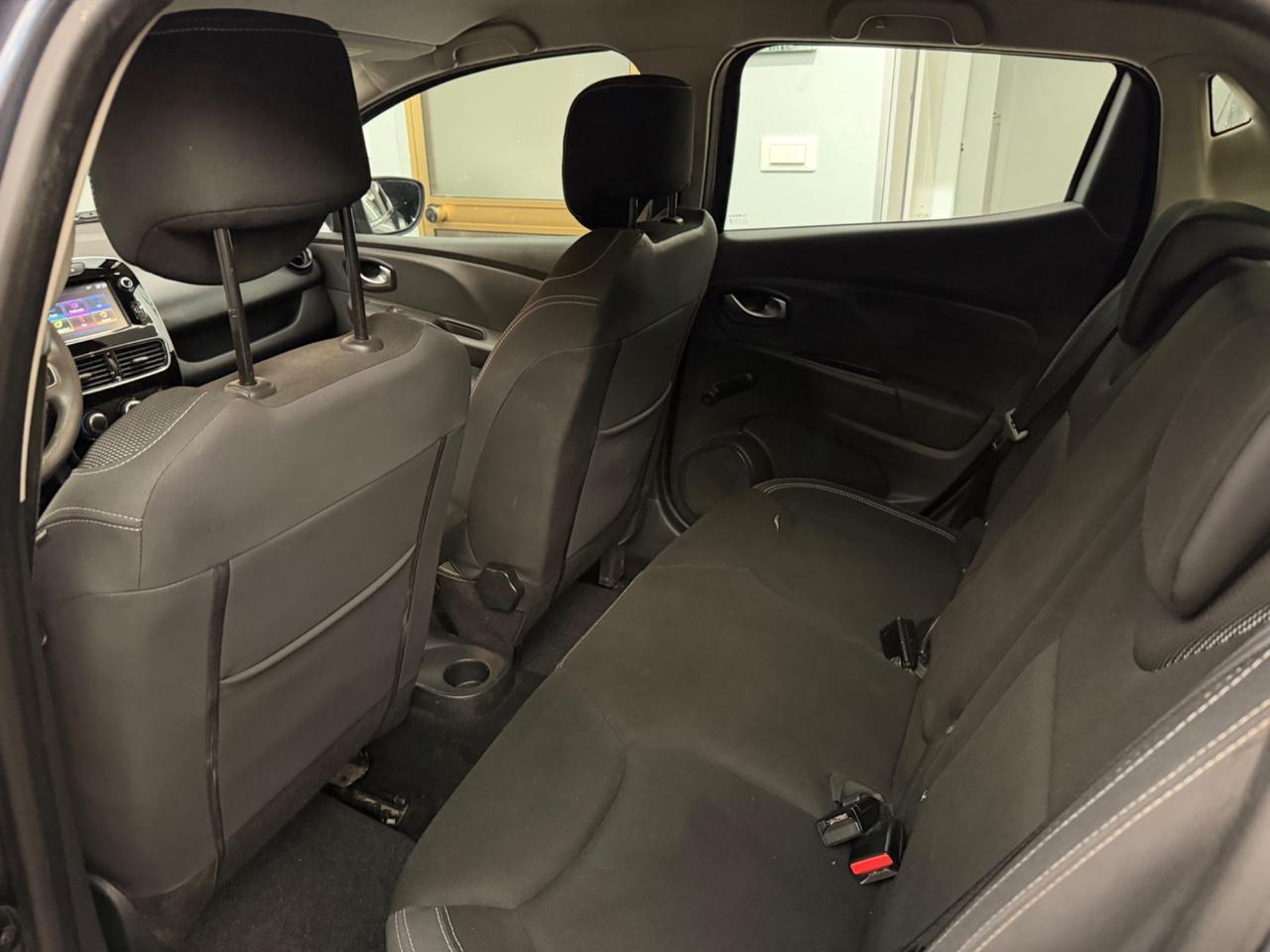 RENAULT Clio 1.2 75CV 5 porte Life ok neopatentati