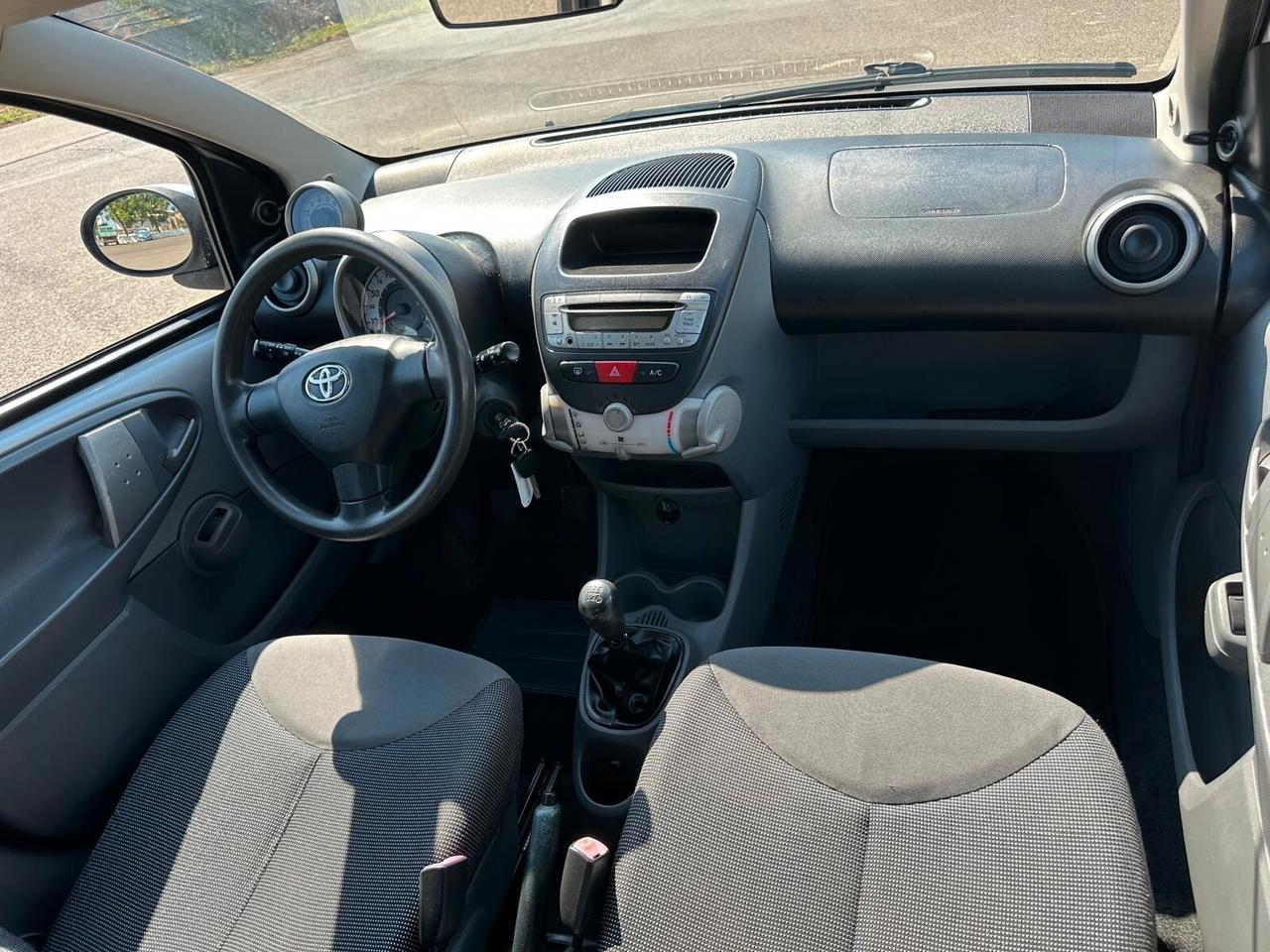 Toyota Aygo 1.0 12V VVT-i 5 porte