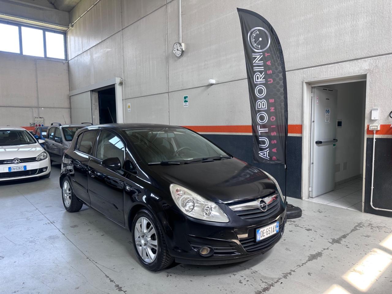 Opel Corsa 1.2i 16V cat 5 porte Club