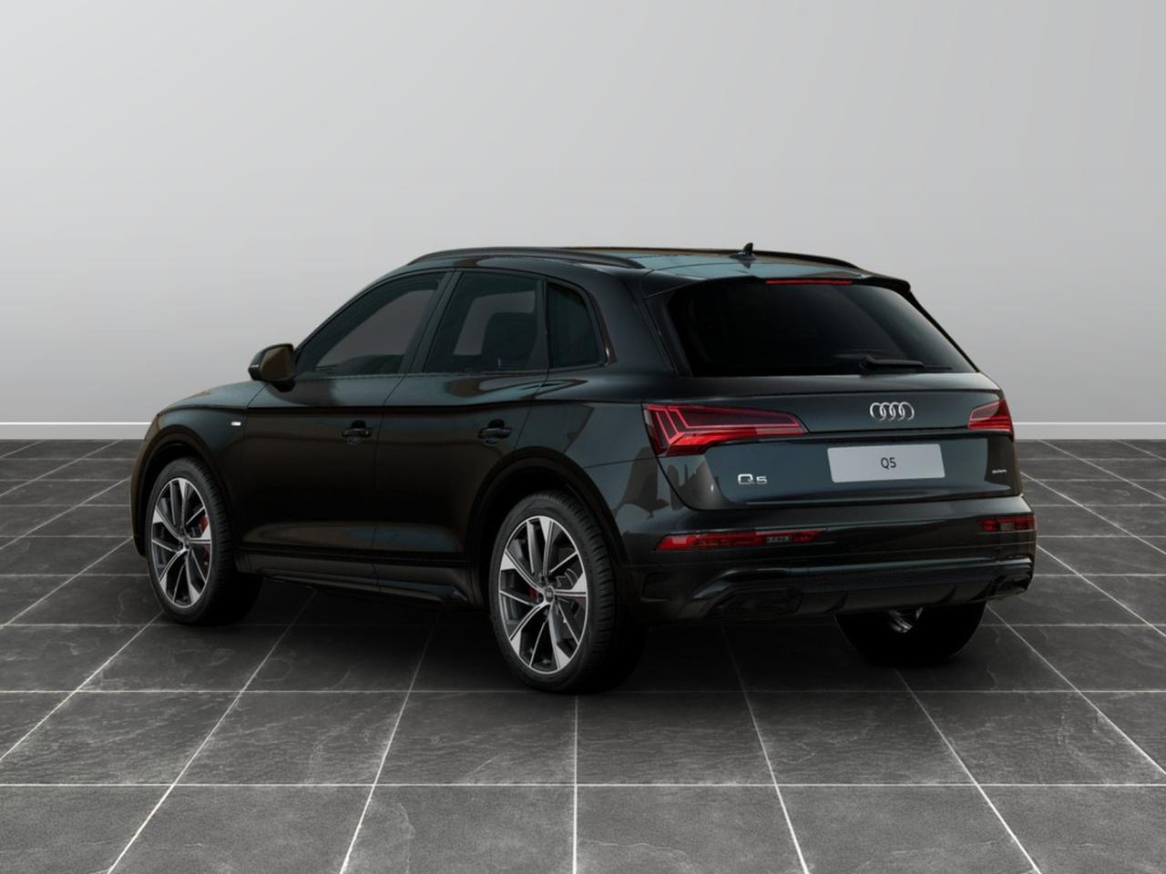 Audi Q5 40 2.0 tdi mhev 12v identity black quattro s tronic