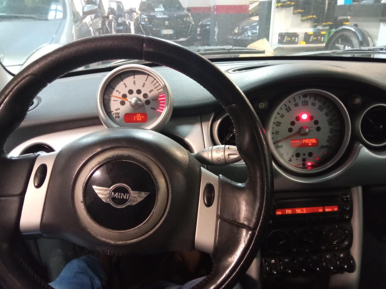 Mini 1.6 16V Cooper 115CV