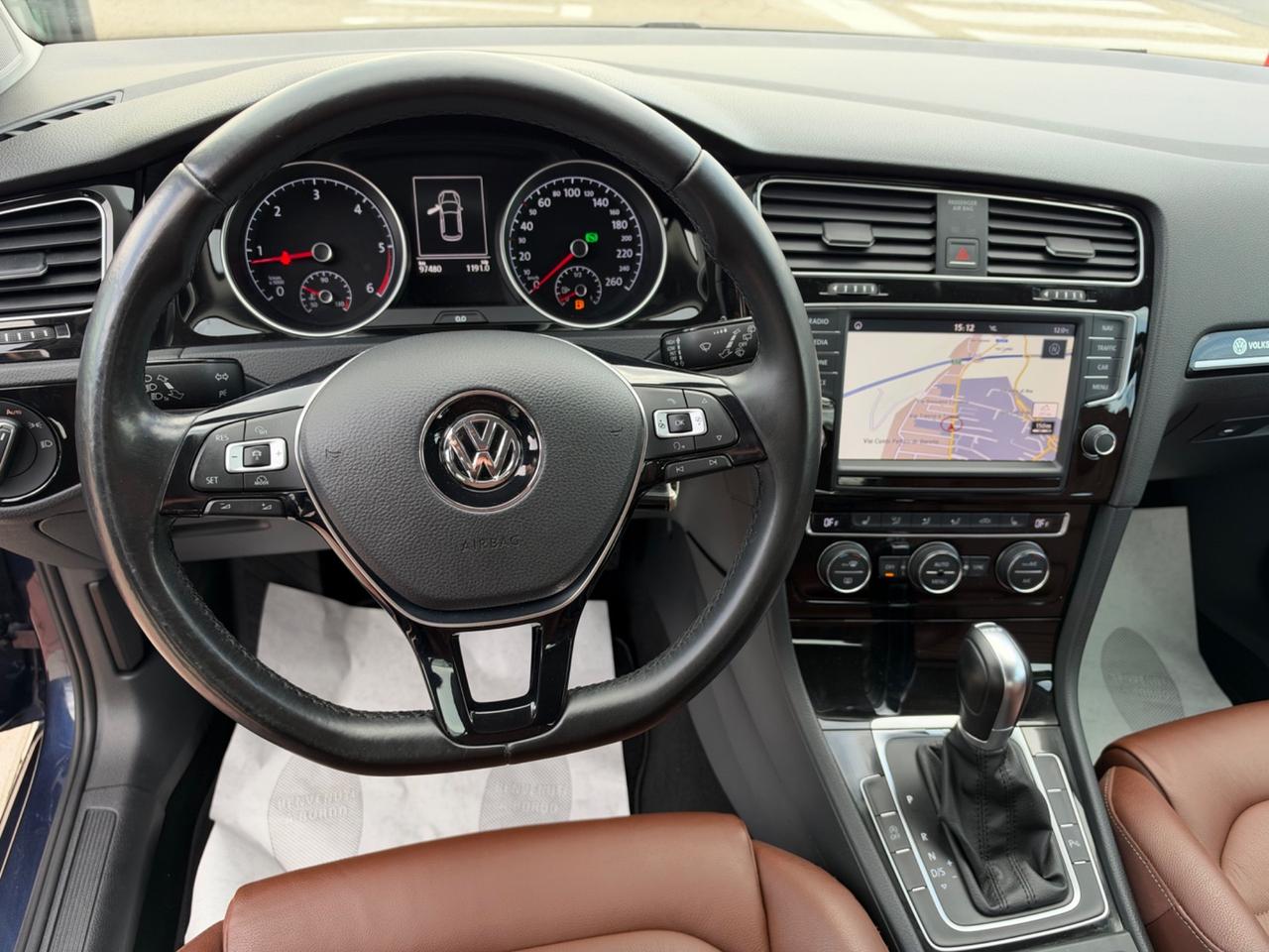 Volkswagen Golf 2.0 TDI 5p. Executive BlueMotion
