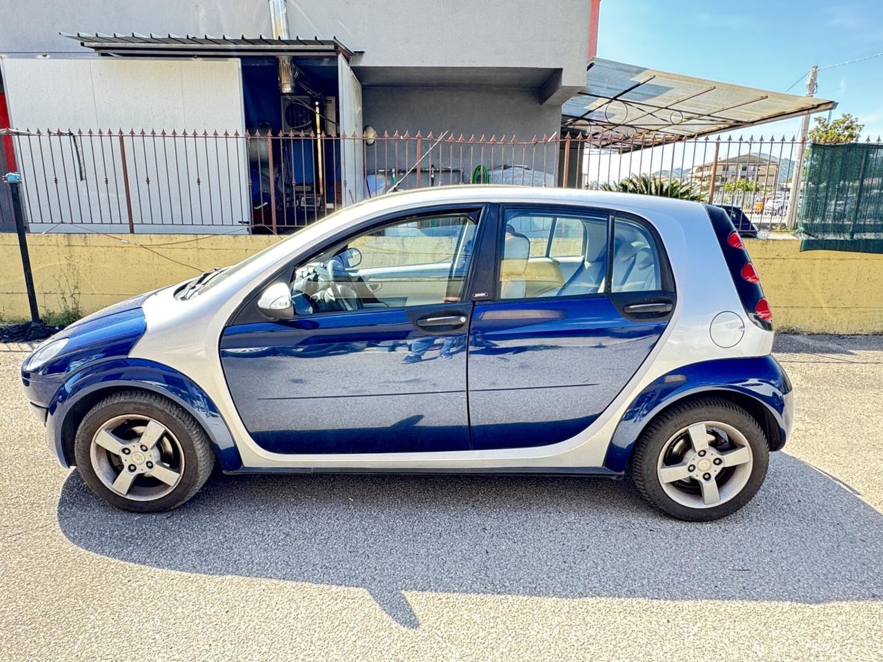 SMART FORFOUR 1.5 CDI ADATTA NEOPATENTATI