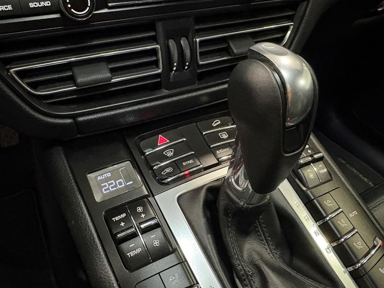 Porsche Macan 2.0 245cv pdk