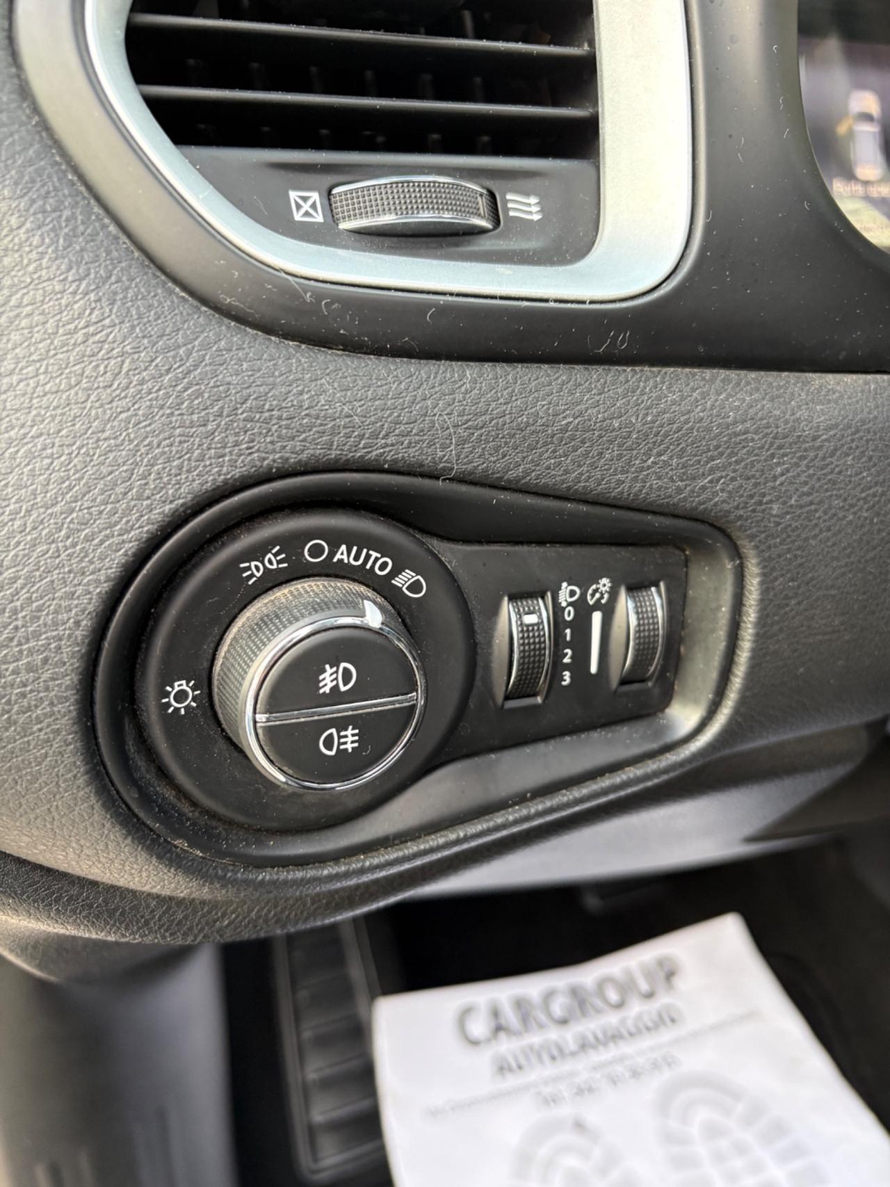 Jeep Renegade 4x4 tetto apribile gancio traino