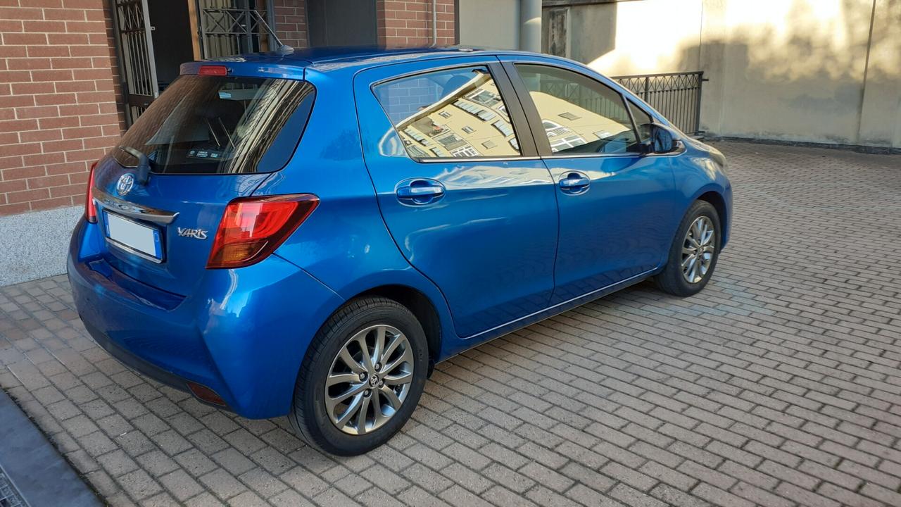 Toyota Yaris 1.0 benzina 5 porte ideale neopatentati