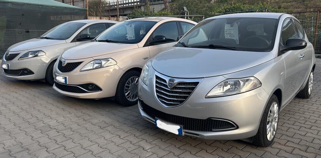 Lancia Ypsilon 1.2 69 CV Gold uniproprietario