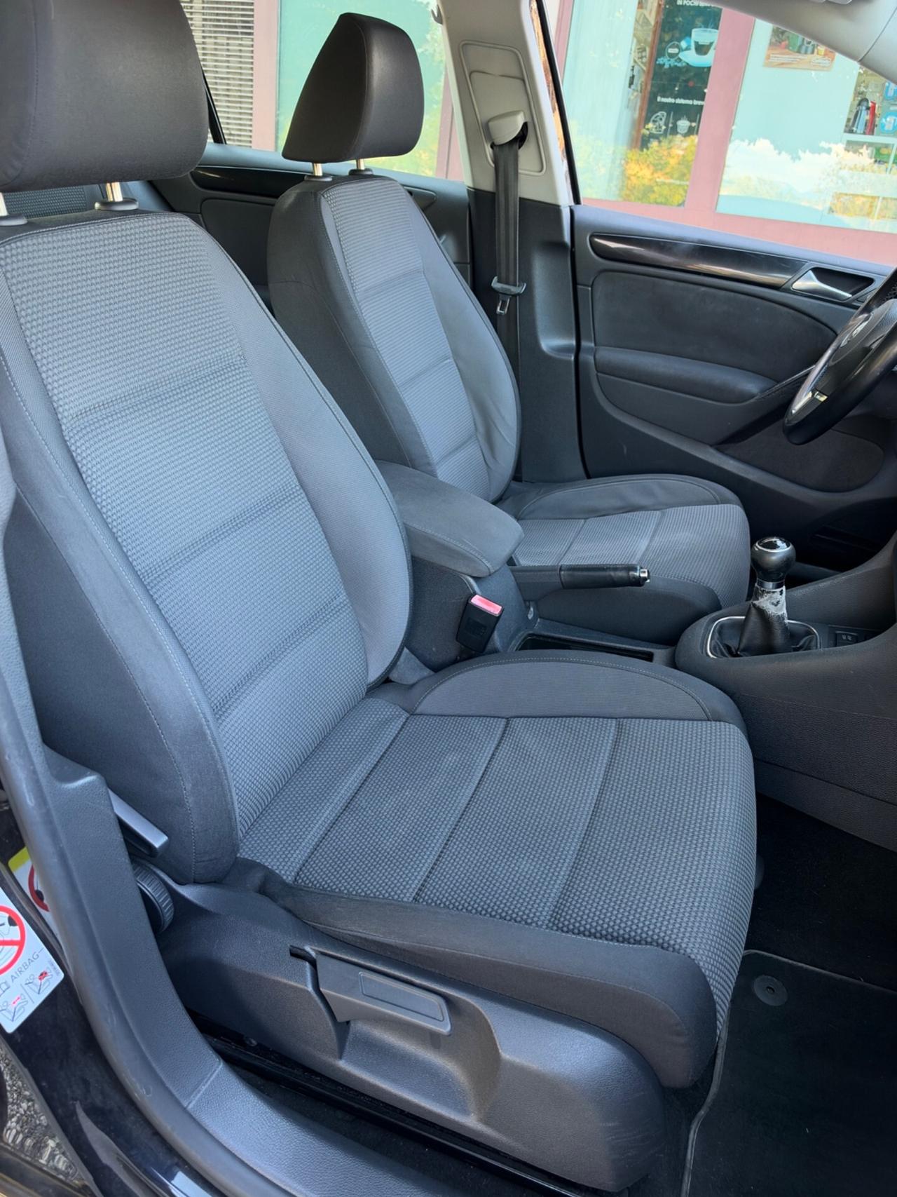 Volkswagen Golf 2.0 TDi 110cv Neopatentati uniproprietà